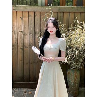 高级感立体提花收腰a摆气质显瘦连衣裙子 月光神女短袖 版 夏季 法式