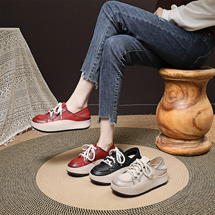 女2027春季 春秋休闲女鞋 新款 真皮牛皮百搭摇摇鞋 松糕鞋 厚底小白鞋