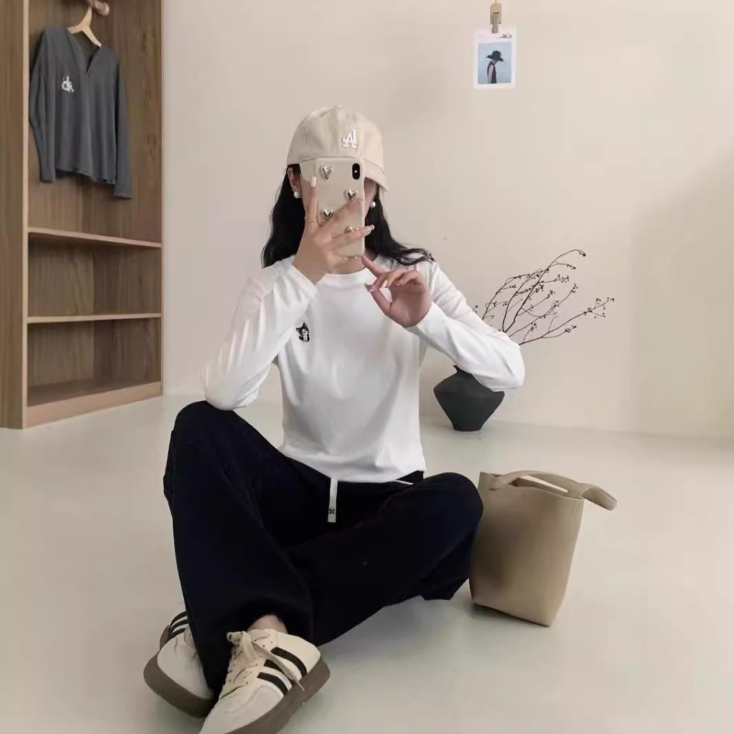 打底衫女圆领秋季小猫刺绣高品质水溶长袖设计感安哥拉红上衣定制