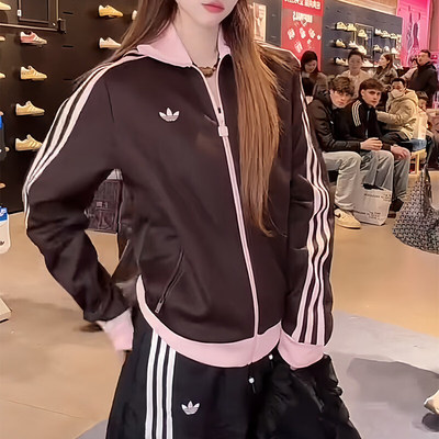 阿迪达斯三叶草女立领运动夹克