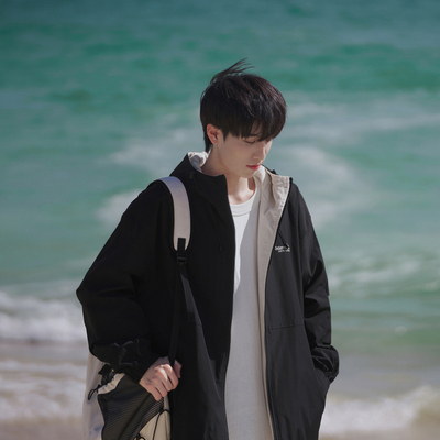 港仔文艺男两面穿连帽仿冲锋衣外套男款春秋秋季男装秋装男生夹克