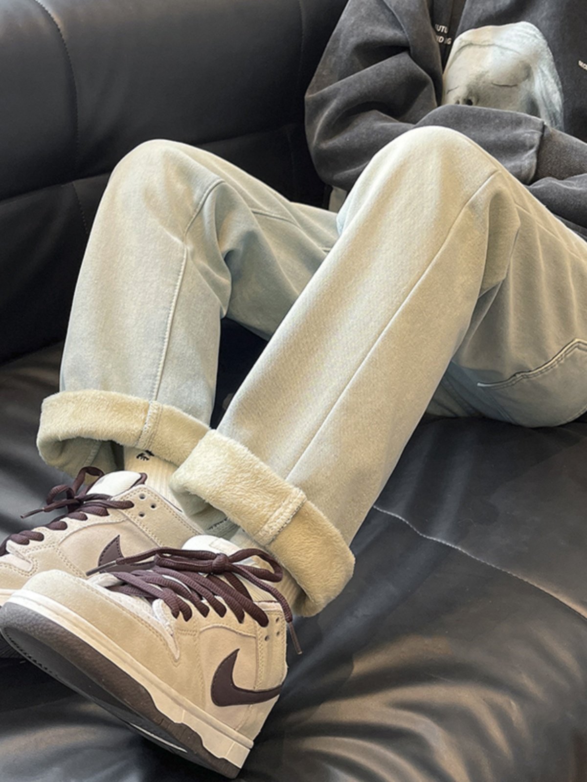 冬季加绒加厚保暖宽松直筒修身牛仔裤男生休闲高端潮流美式松紧腰