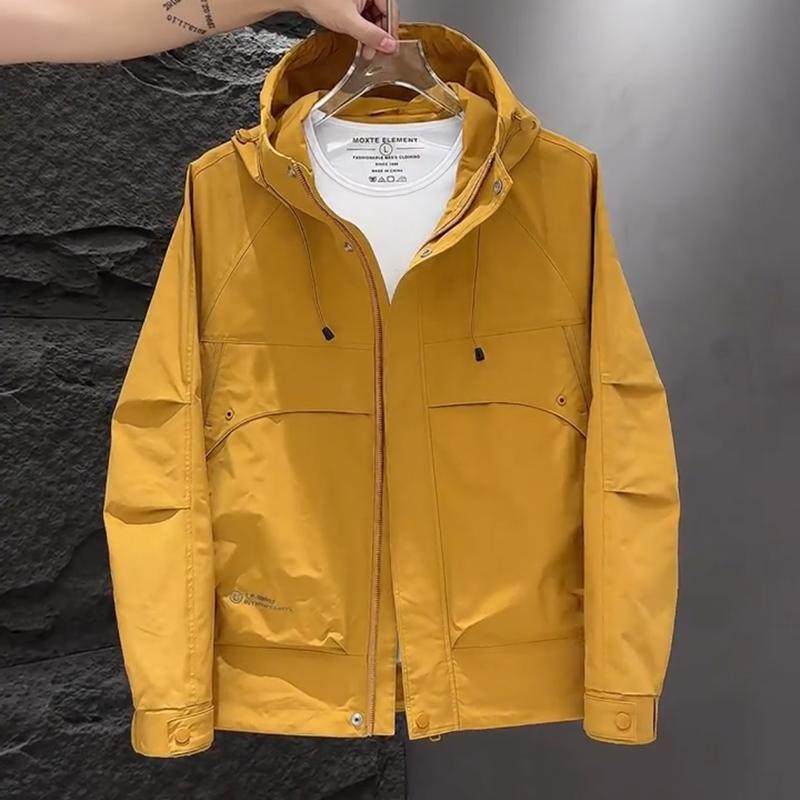 春秋款冲锋衣男士外套2025新款痞帅时尚青年防风连帽夹克男款潮牌