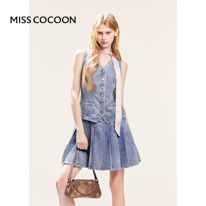 MISSCOCOON假两件云感棉牛仔连衣裙miu系马甲百褶裙秋款