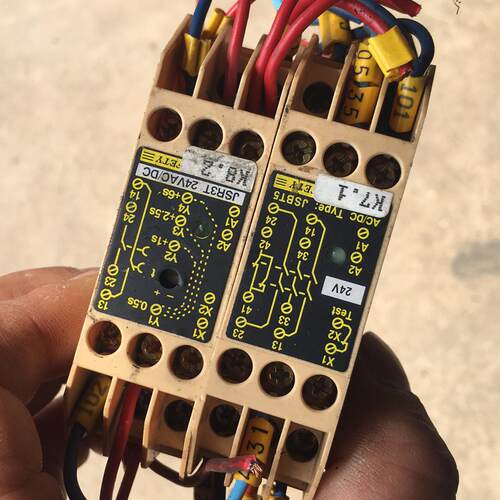 JSBT5 继电器 24V AC/DC 工控自动化配件议价维修