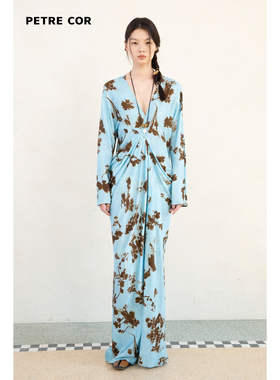 PETRE COR独立设计师官方店天丝V领修身型褶间连袖连衣裙女25秋冬