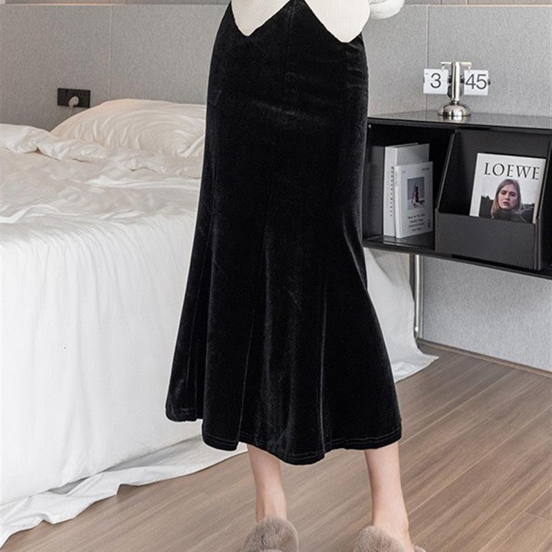 金丝绒半身裙女秋冬2025新款韩国松紧高腰气质褶皱包臀鱼尾裙长裙