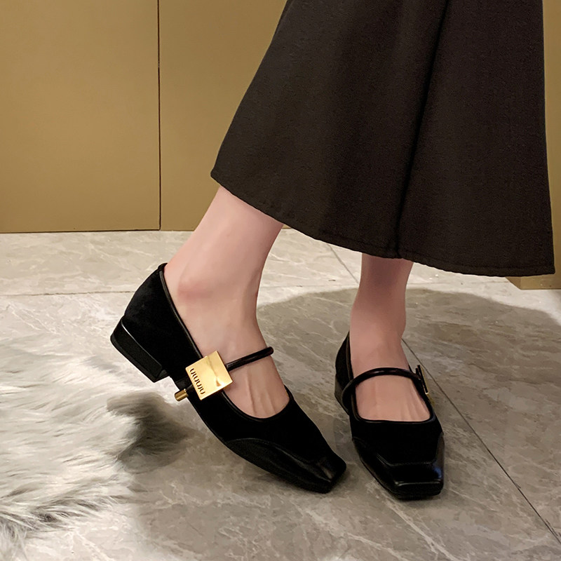 宽胖脚大码女鞋41一43复古玛丽珍鞋女法式低跟一字扣带小香风单鞋,女鞋,浅口单鞋,淘宝优惠券,粉丝福利购,淘宝优惠卷