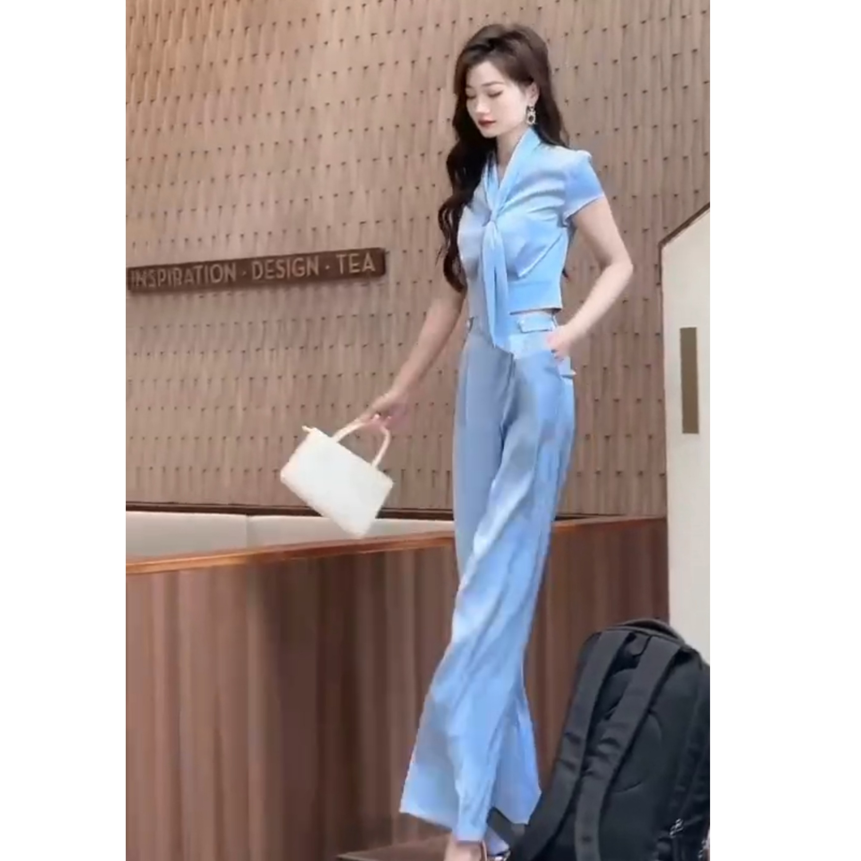 2026春秋轻奢气质套装女高级新款设计感短袖上衣阔腿裤两件套减龄