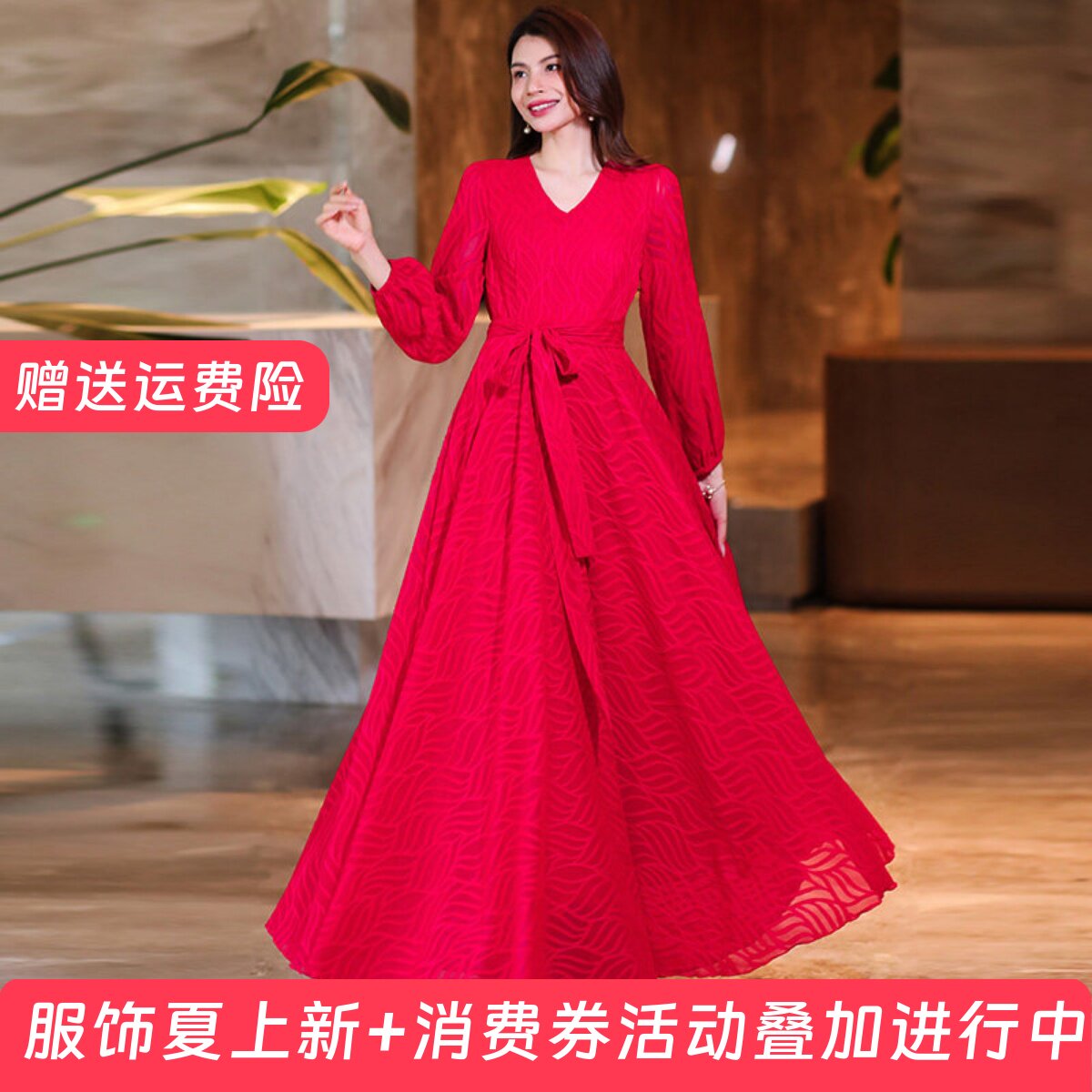 2026年夏季V领印花连衣裙收腰显瘦长裙妈妈款短款小个子沙滩裙子