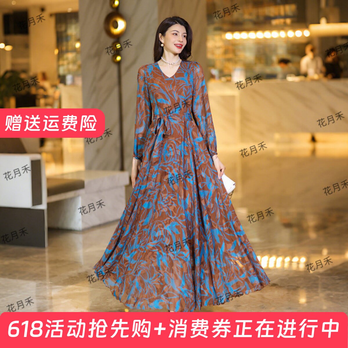 2026年新款春夏V领印花连衣裙收腰长裙妈妈款短款小个子沙滩裙子