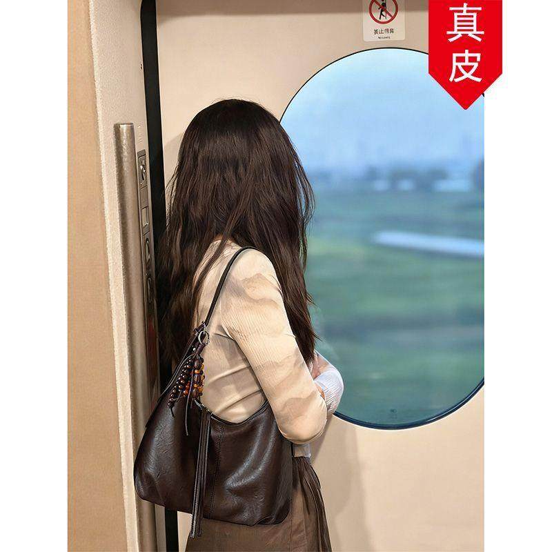 软皮复古腋下包包女2025新款秋冬简约通勤饺子包美拉德单肩斜挎包,箱包皮具/热销女包/男包,通用款女包,淘宝优惠券,粉丝福利购,淘宝优惠卷