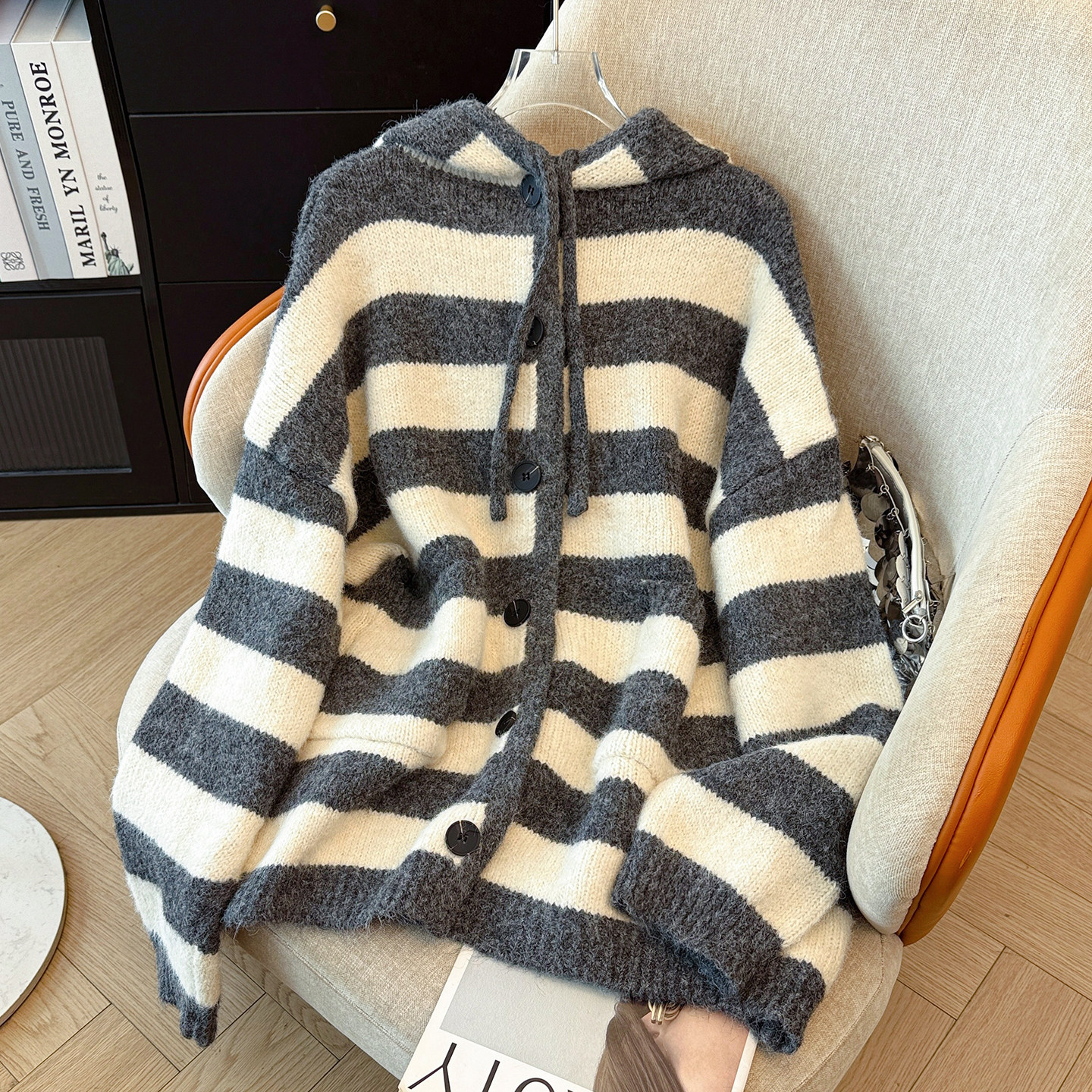 拉夏贝尔慵懒风撞色条纹连帽毛衣外套女冬季复古软糯宽松针织长袖,女装/女士精品,毛针织衫,淘宝优惠券,粉丝福利购,淘宝优惠卷