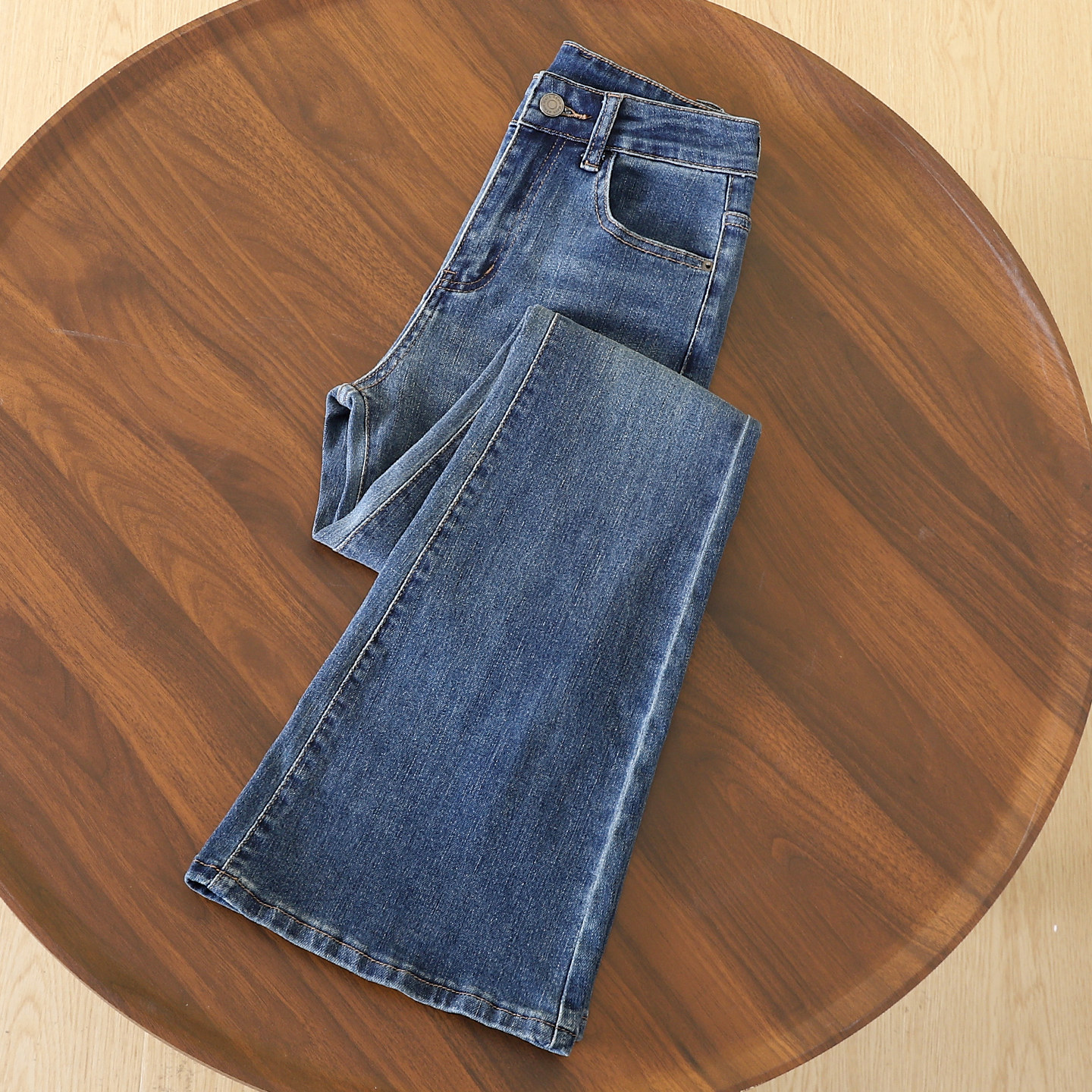 拉夏贝尔高腰加绒微喇牛仔裤女2025秋款弹力修身复古高级感喇叭裤,女装/女士精品,牛仔裤,淘宝优惠券,粉丝福利购,淘宝优惠卷