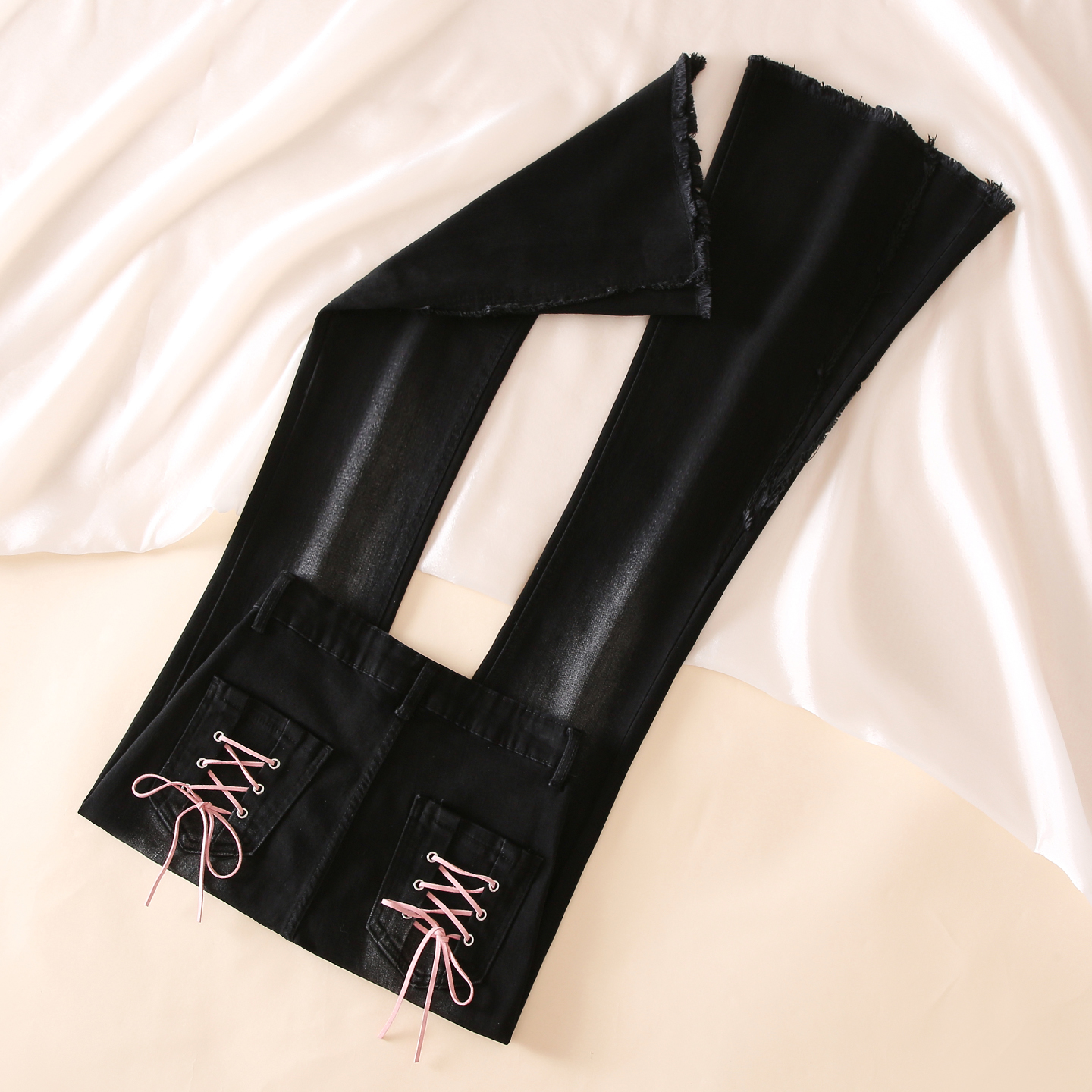 拉夏贝尔毛边设计感微喇牛仔裤女