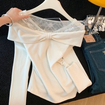 实拍法式蕾丝拼接露肩v领针织衫上衣女冬圣诞节穿搭修身气质毛衣