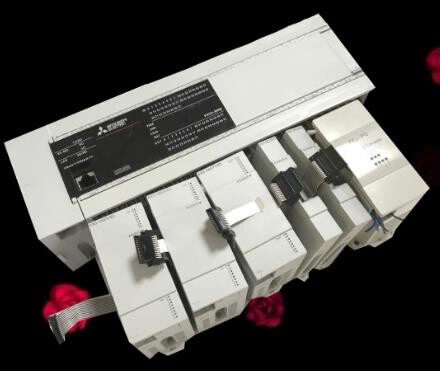 二手三菱PLC FX5 FX5U-80MT 64 32 FX5U-16EYT 16EX FX5-CCL-MS