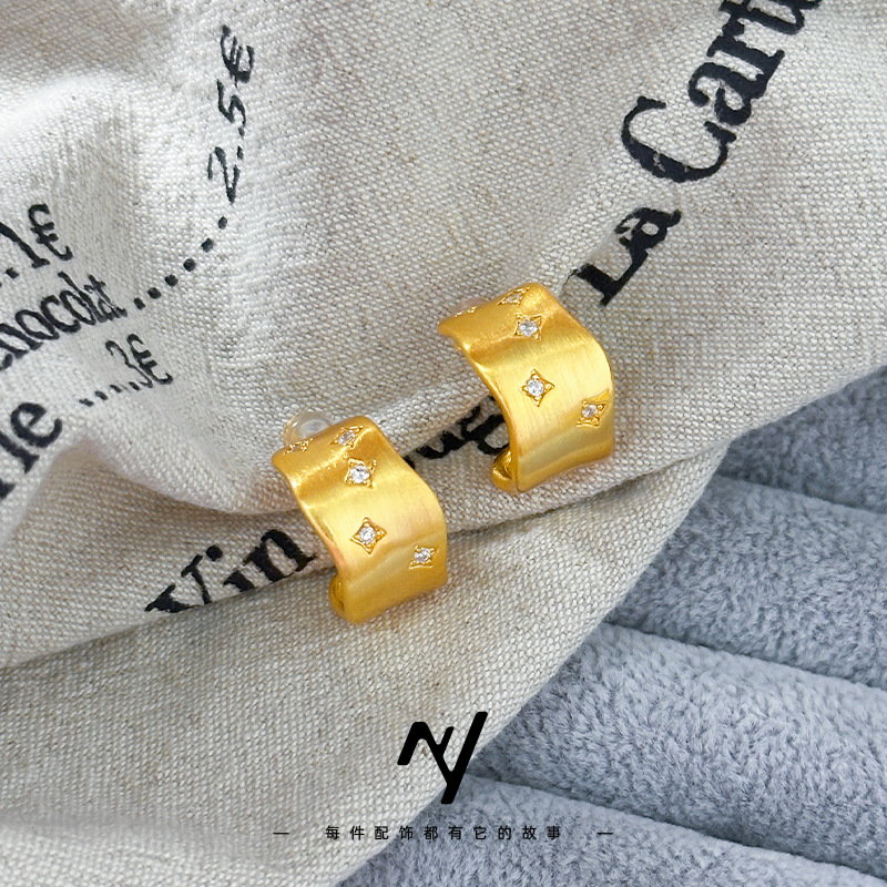 轻奢v越南沙金复古小众设计感不规则几何拉丝点钻高级感耳钉耳饰