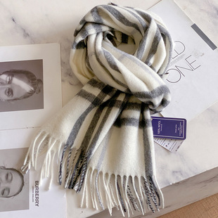 纹羊毛围巾女轻奢高级感保暖围脖男生情侣披肩秋冬季 韩版 小香风格