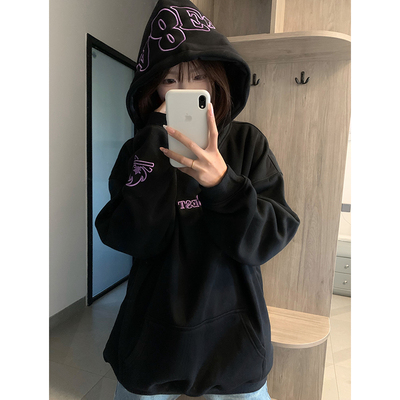 黑色字母火焰刺绣连帽卫衣女秋冬