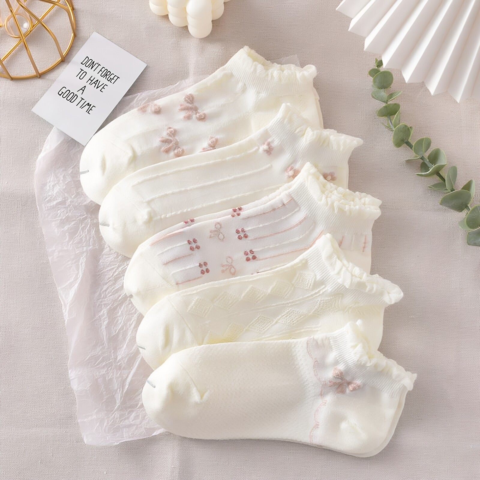 夏季薄款白色袜子女隐形袜棉袜透气浅口短袜日系JK罗莉塔泡泡口花