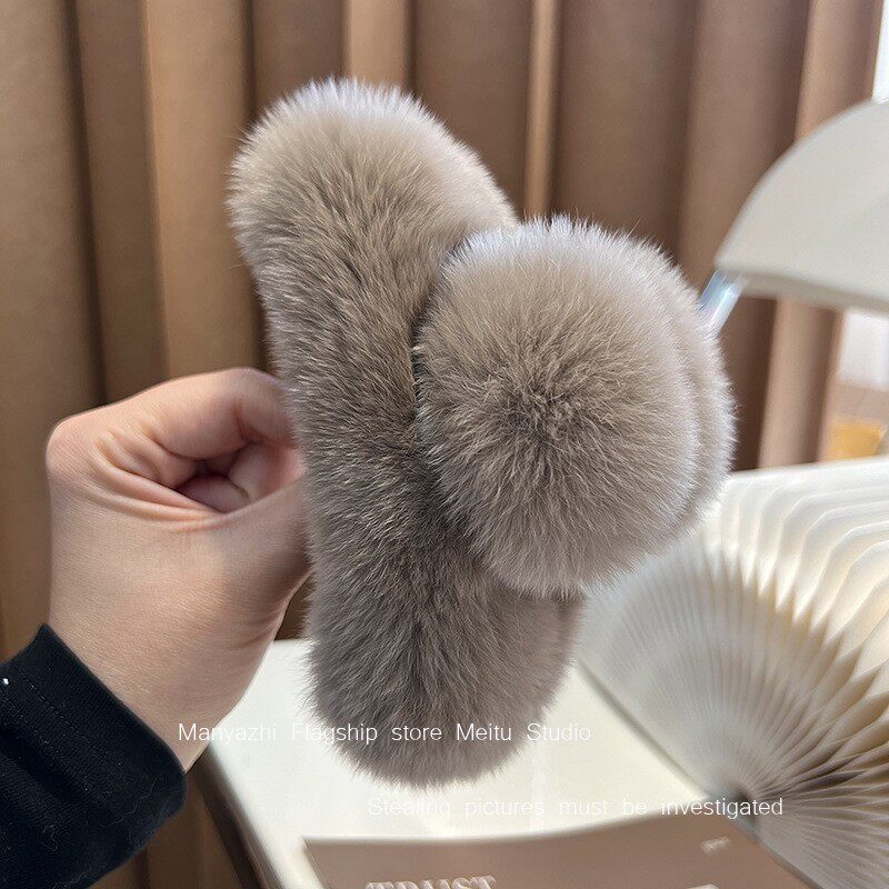 抓夹真獭兔毛气质可爱毛绒新款女