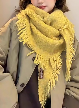 明媚黄色针织流苏三角巾秋冬一款多带保暖护颈洋气百搭披肩围脖女