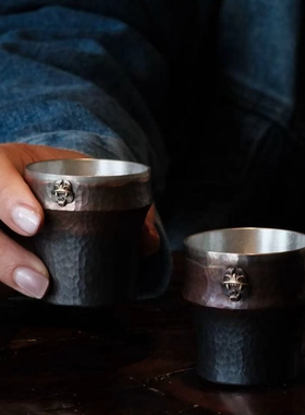 村野铜原创复古高级感轻奢高颜值威士忌白酒创意瓦猫小酒杯50ml