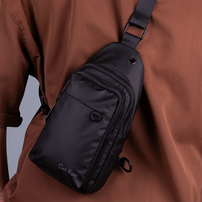 男士胸包休闲斜挎包男款小号