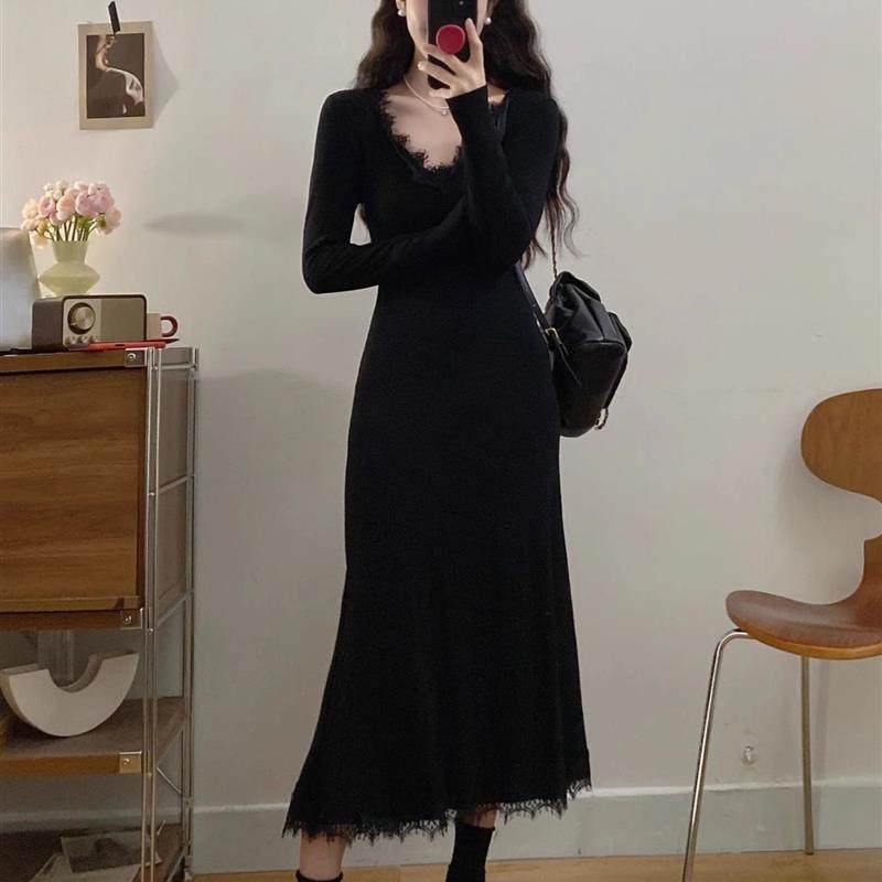 赫本风黑色v领针织连衣裙子女秋冬季2025新款配大衣内搭打底长裙,女装/女士精品,时尚套装,淘宝优惠券,粉丝福利购,淘宝优惠卷