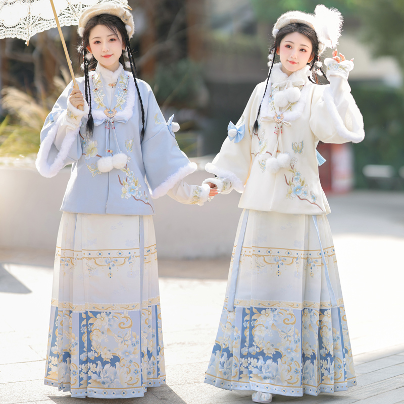 2023年冬毛呢汉服女冬