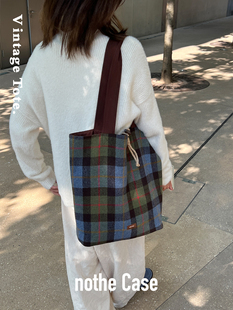 nothe Case「柏林书屋」复古羊毛格纹大容量托特包小众通勤单肩包