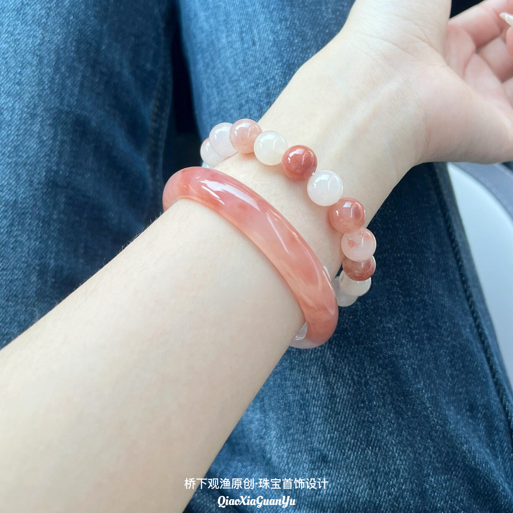 新疆金丝玉手镯天然桃花酿手镯
