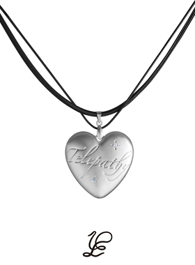 1P Jewelry Telepathy心灵感应系列皮绳大爱心字母锆石镶嵌项链