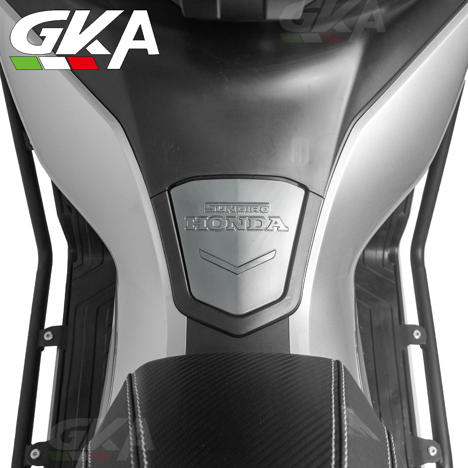 适用本田NS150GX护杠改装配件排气罩不锈钢挂钩卡钳油箱盖水箱网