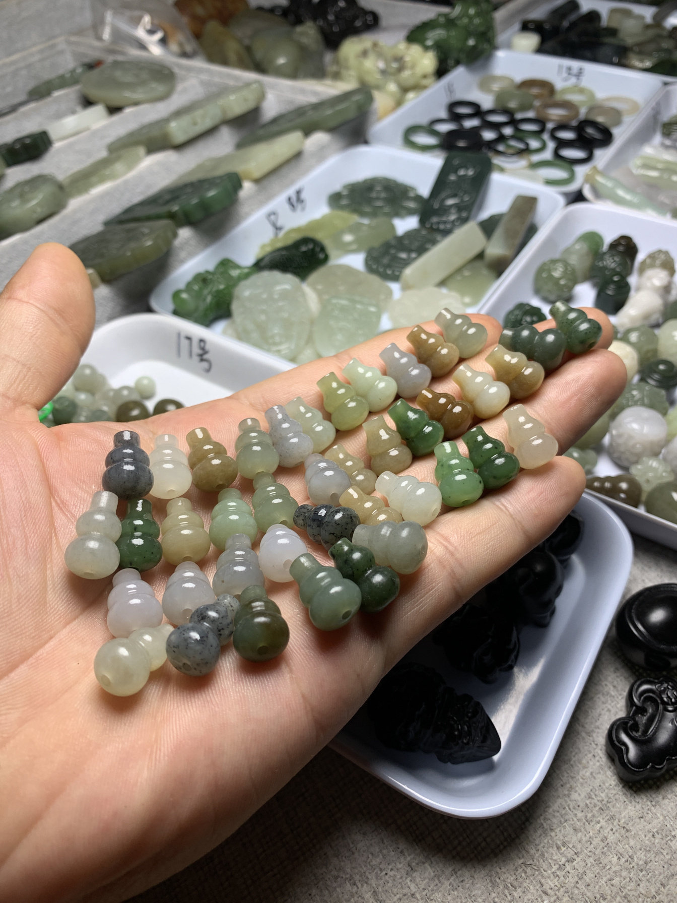 天然和田玉新疆且末料白玉黄糖料通孔小葫芦配饰碧玉吊坠挂件手链