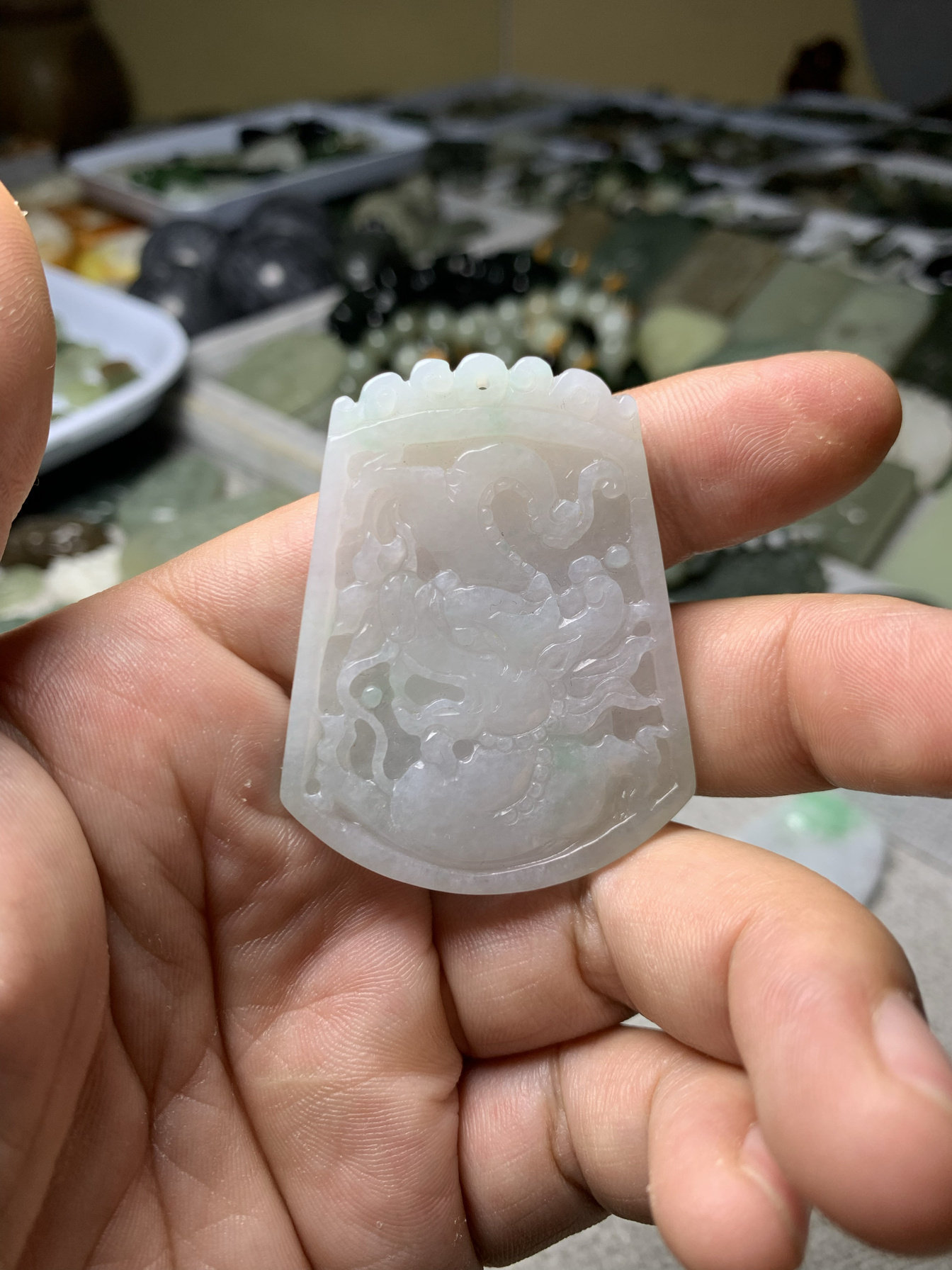 天然翡翠老坑缅甸龙牌冰糯种大气龙玉牌子吊坠挂件手机手链毛衣链