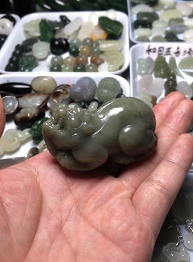 天然和田玉新疆且末料料立体貔貅手链坠手把件包挂茶宠家财万贯