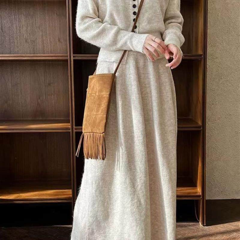 秋冬新款法式温柔单排扣毛衣开衫+半身裙两件套套装时尚保暖套装,女装/女士精品,时尚套装,淘宝优惠券,粉丝福利购,淘宝优惠卷