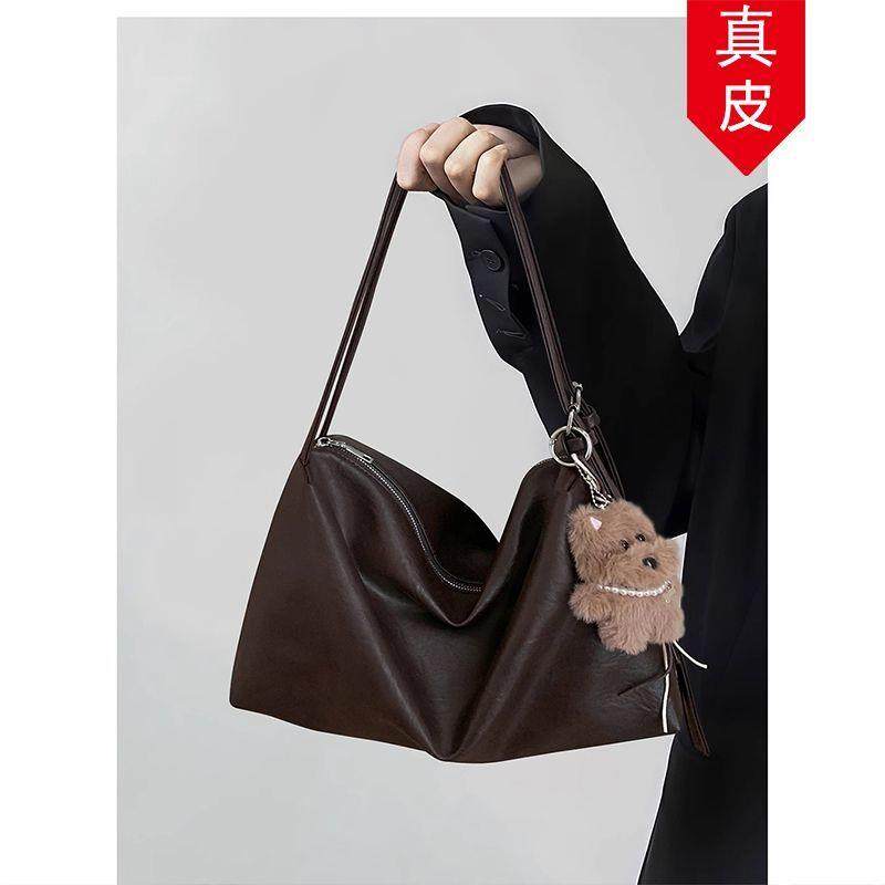 真皮秋冬超火手提托特包包女2025新款通勤慵懒松弛单肩斜挎大容量,箱包皮具/热销女包/男包,通用款女包,淘宝优惠券,粉丝福利购,淘宝优惠卷