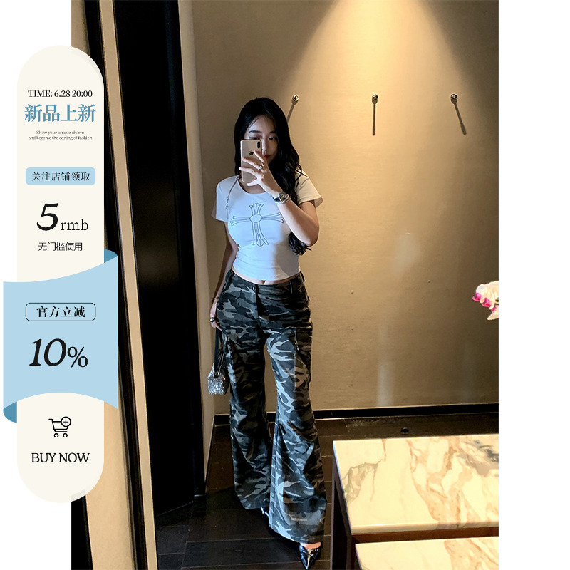 十字架烫钻圆领正肩印花修身T恤