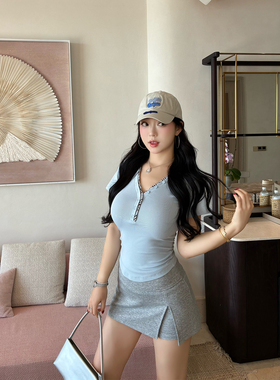 肉装小cherry 打破单调 撞色格子拼接正肩微胖V领假两件短袖T恤女