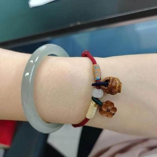 桃木手串桃篮手链女款小众编绳桃核手绳本命年保平安红绳成人护身