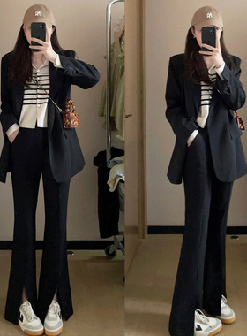 开叉喇叭裤女2026新款春秋高腰显瘦马蹄裤垂感拖地黑色微喇西装裤