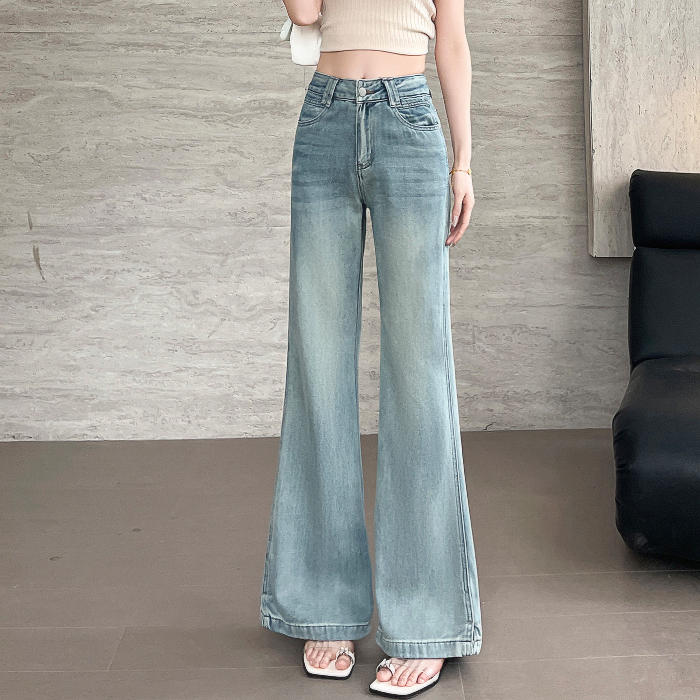 天丝不贴腿喇叭牛仔裤女2025年新款夏季薄款超火百搭显瘦冰丝裤子