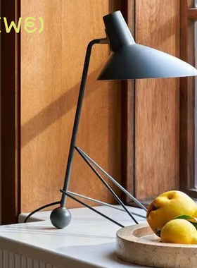 & Tradition tripod HM8&HM9 北欧客厅卧室台灯落地灯