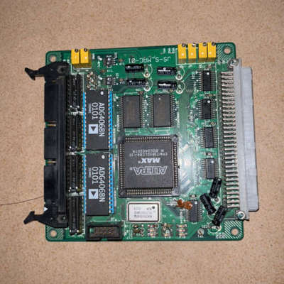 ALTERA MAX EPM7160SLC84-10