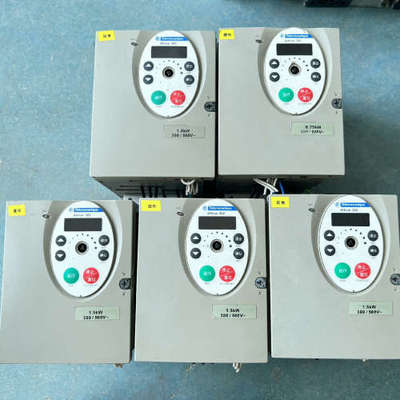 ATV302H075N4  ATV302HU15N4