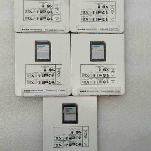 181-8XP00，触摸屏2GB内存卡，300