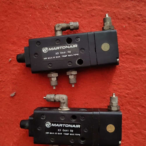 英国诺冠Martonair气控换向阀，型号X3-0441-0